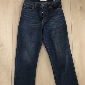 Levi’s Ribcage Straight